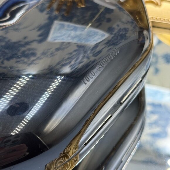 🆕 LULU GUINNESS 🧿 NWOT Black Medium Iconic Lips Perspex Clutch Bag - Picture 16 of 16